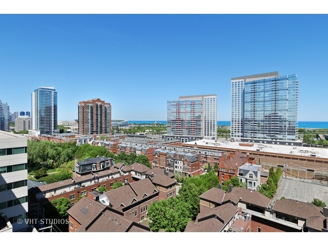 212 East Cullerton Street, Unit 1202 Chicago, IL 60616 - Photo 10 of 10