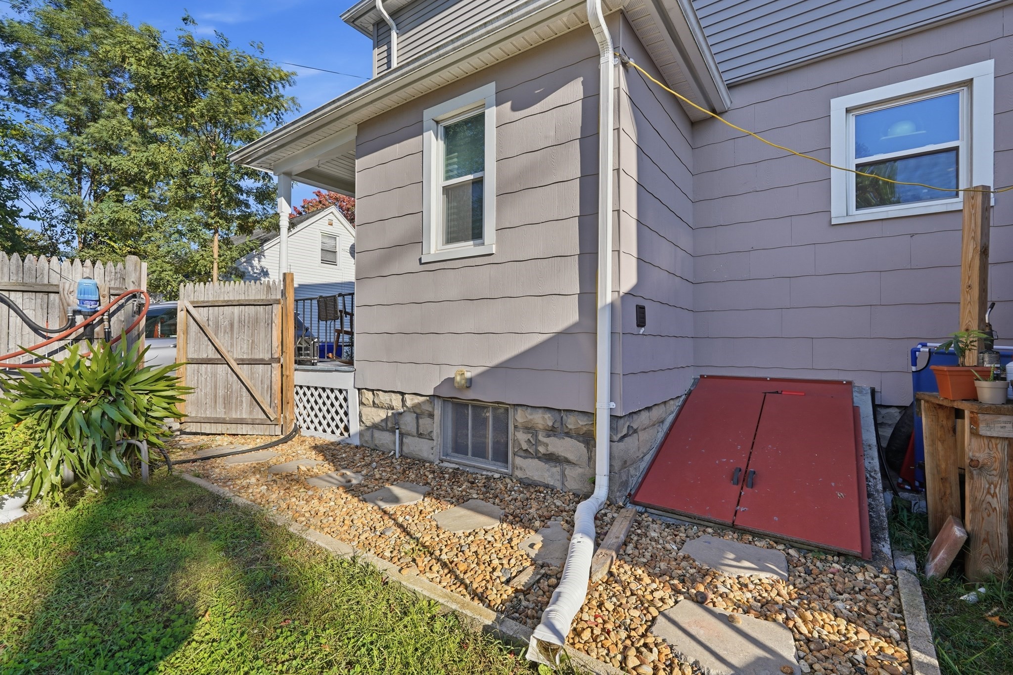 10 Wilber Street Springfield, MA 01104 - Photo 8 of 35 Gallery Image 8