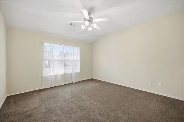 $1,795 | 59 East Stedhill Loop, The Woodlands, TX 77384