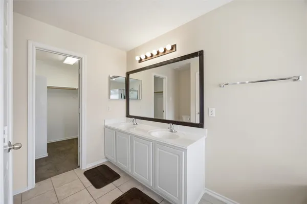 $1,795 | 59 East Stedhill Loop, The Woodlands, TX 77384