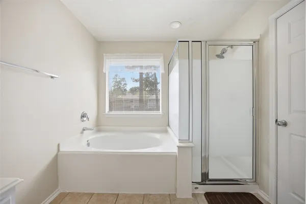 $1,795 | 59 East Stedhill Loop, The Woodlands, TX 77384