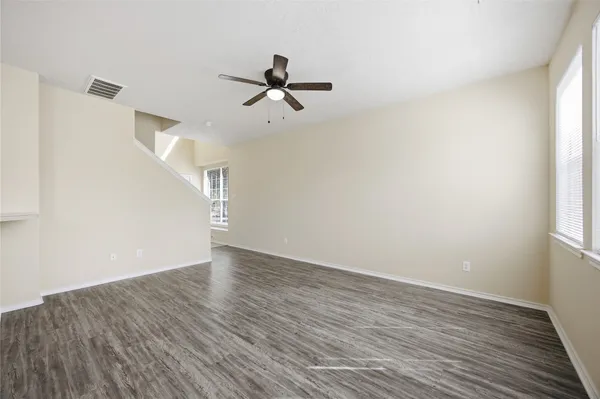 $1,795 | 59 East Stedhill Loop, The Woodlands, TX 77384