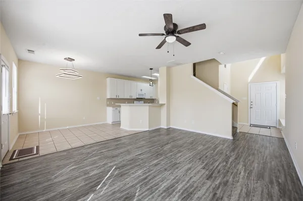 $1,795 | 59 East Stedhill Loop, The Woodlands, TX 77384