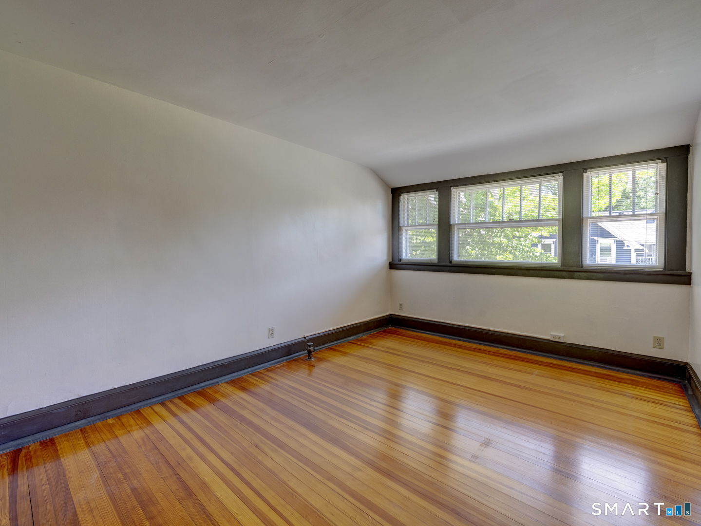 64 Chestnut Street Windham, CT 06226 - Photo 29 of 39