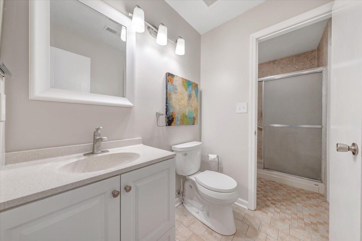 2447 Post Oak Road Salem, VA 24153 - Photo 17 of 45 16-MIB02133