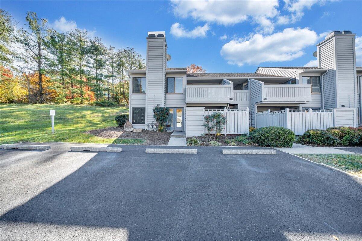 2447 Post Oak Road Salem, VA 24153 - Photo 27 of 45 26-MIB02172