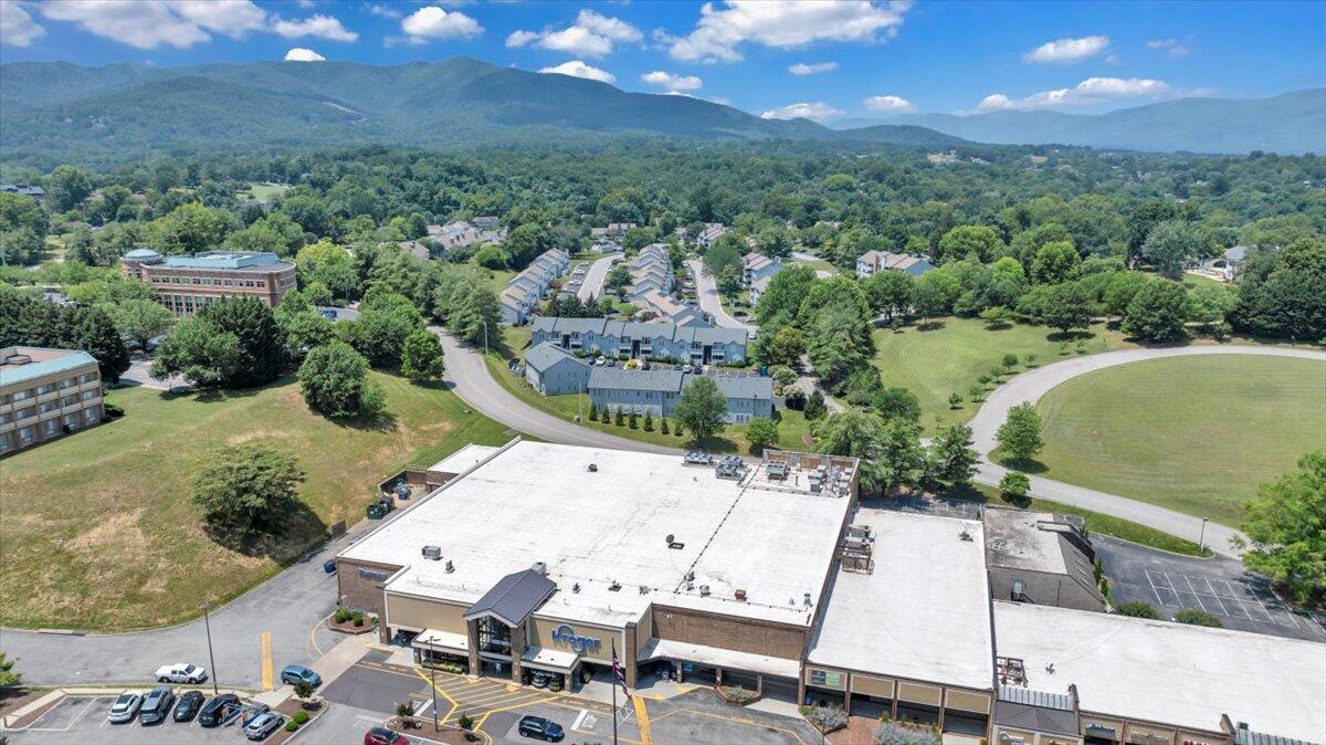 2447 Post Oak Road Salem, VA 24153 - Photo 44 of 45 43-15-10-DJI_20250624111521_0006_D_MIB