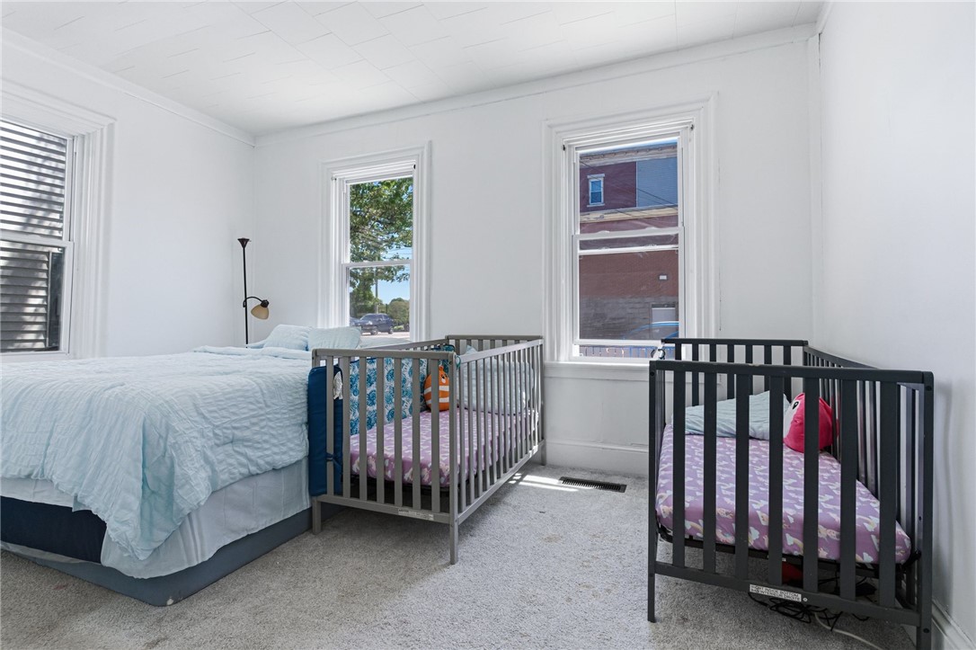 33 Pleasant Street Woonsocket, RI 02895 - Photo 14 of 35
