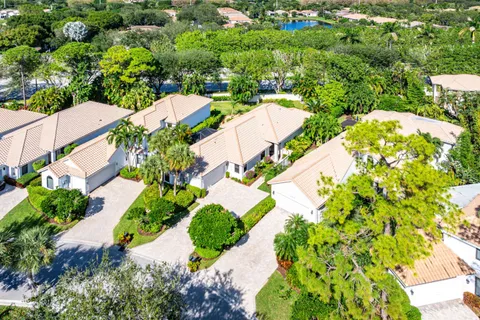 $949,900 | 2413 Northwest 64th Street, Boca Raton, FL 33496