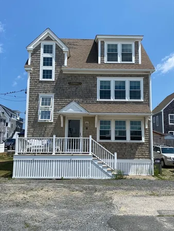 $3,800 | 21 Hummock Lane, Duxbury, MA 02332