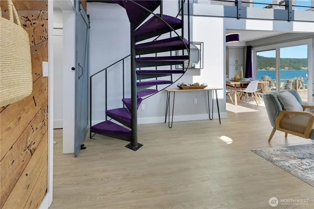 a view of entryway and hall