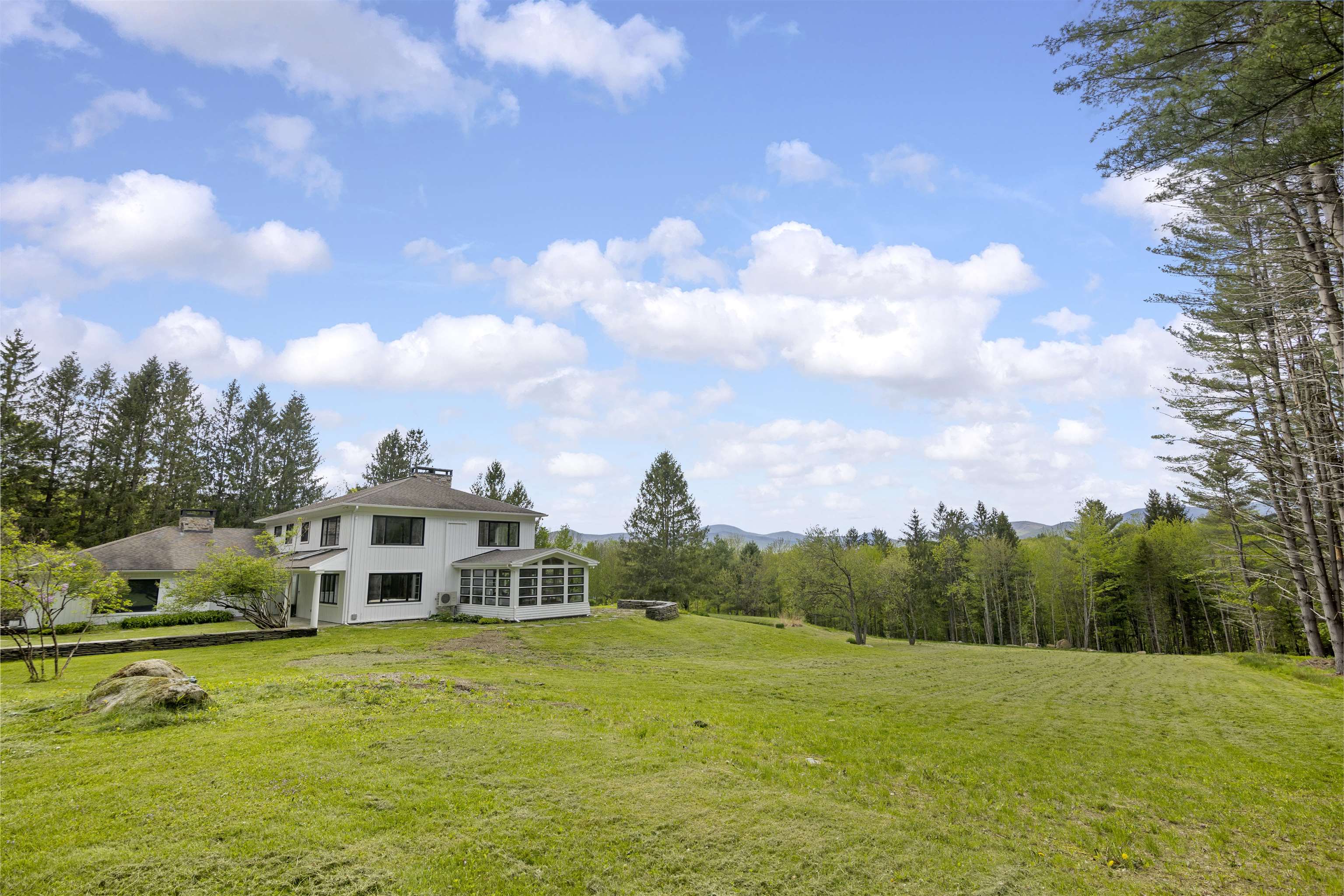 214 Upper Hollow Road Stowe, VT 05672 - Photo 5 of 50 Gallery Image 5