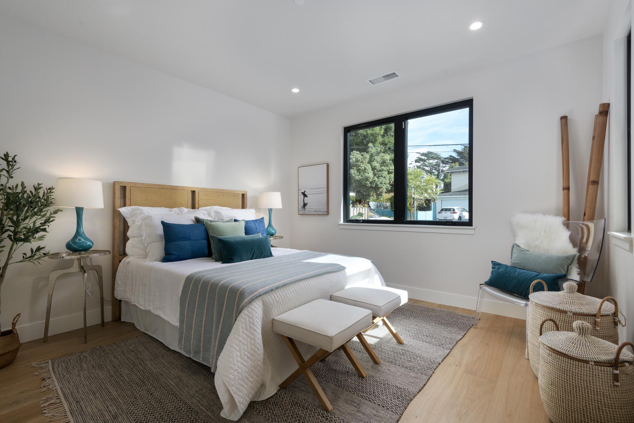 229 Mohawk Road Santa Barbara, CA 93109 - Photo 13 of 24 a bed room with a bed window and a chair