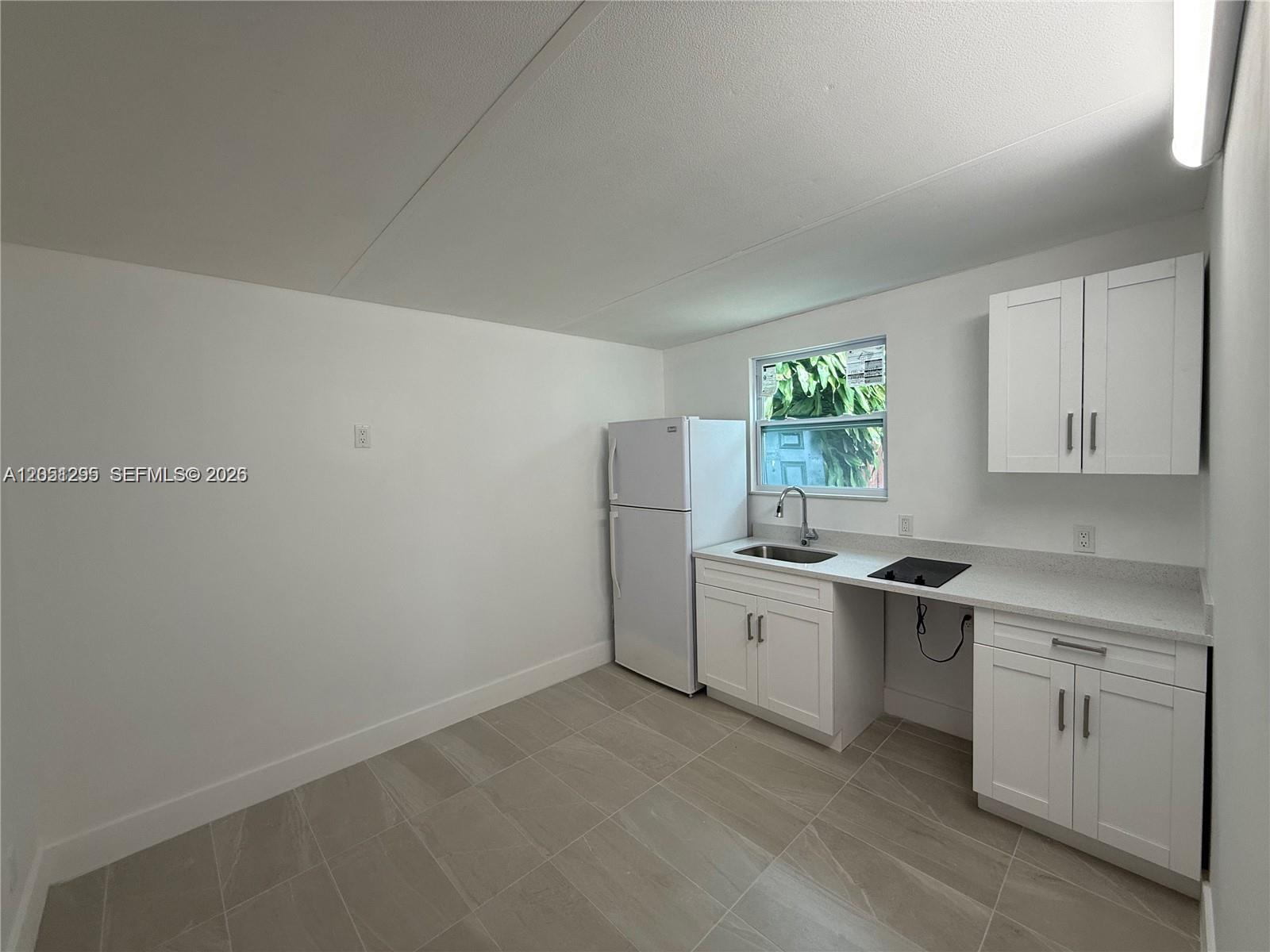 6765 Southwest 34th Street, Unit 1 Miami, FL 33155 - Photo 1 of 10