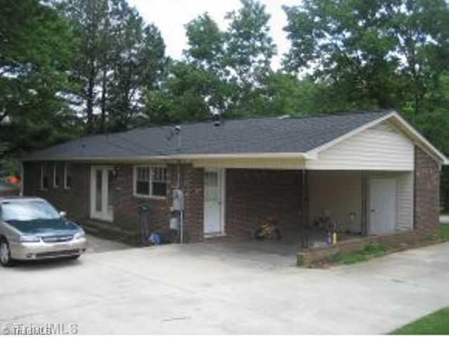 502 Ivey Road Graham, NC 27253 - Photo 3 of 3 Parking Lot/Garage.
