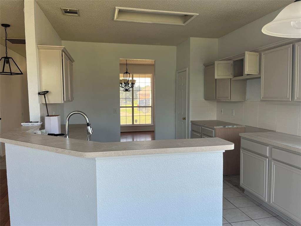 7929 Park Ridge Drive Fort Worth, TX 76137 - Photo 6 of 13