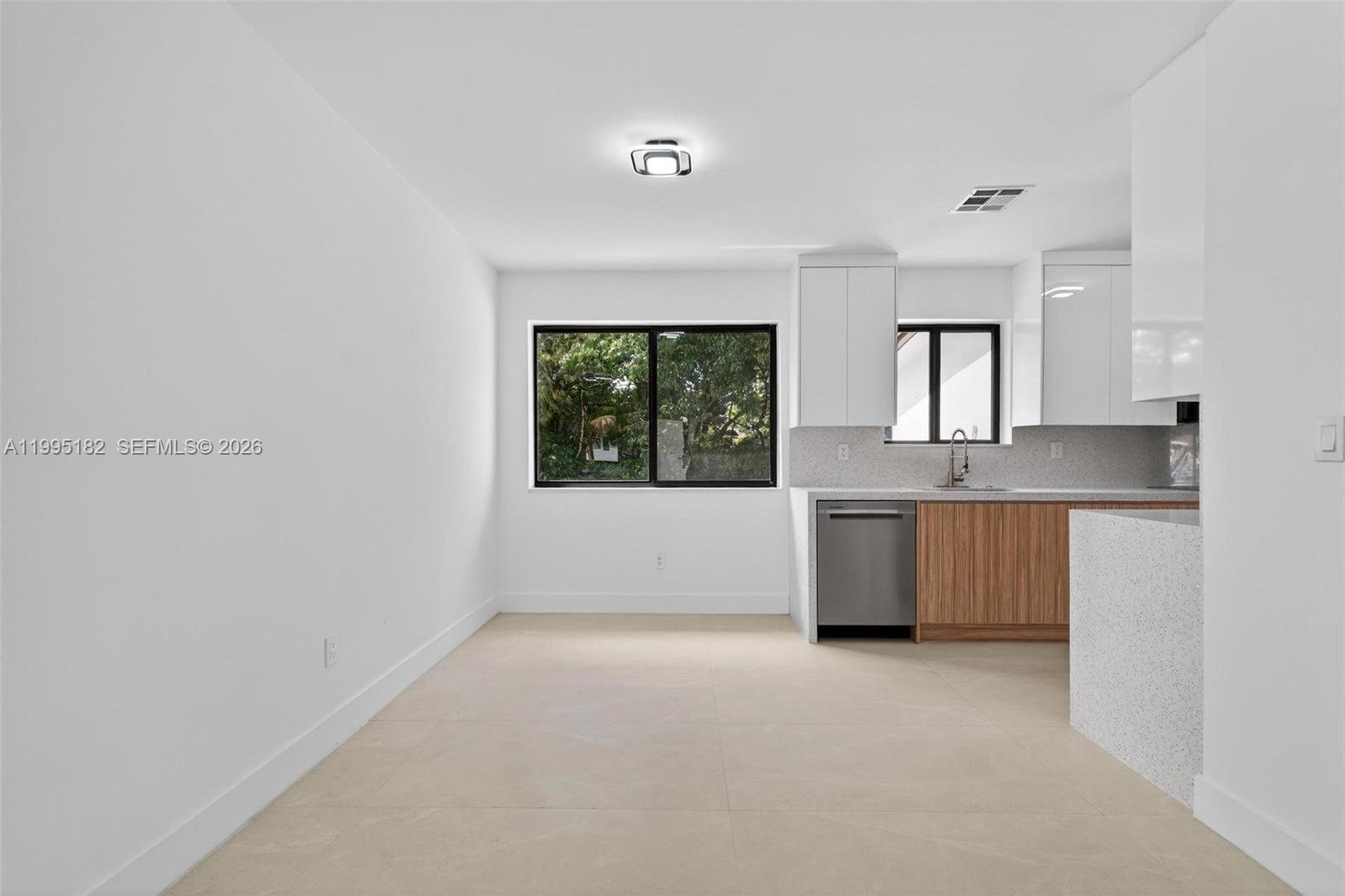 11530 Southwest 138th Street Miami, FL 33176 - Photo 9 of 37