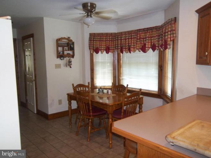 1090 Calvert Road Rising Sun, MD 21911 - Photo 6 of 14 Breakfast Area