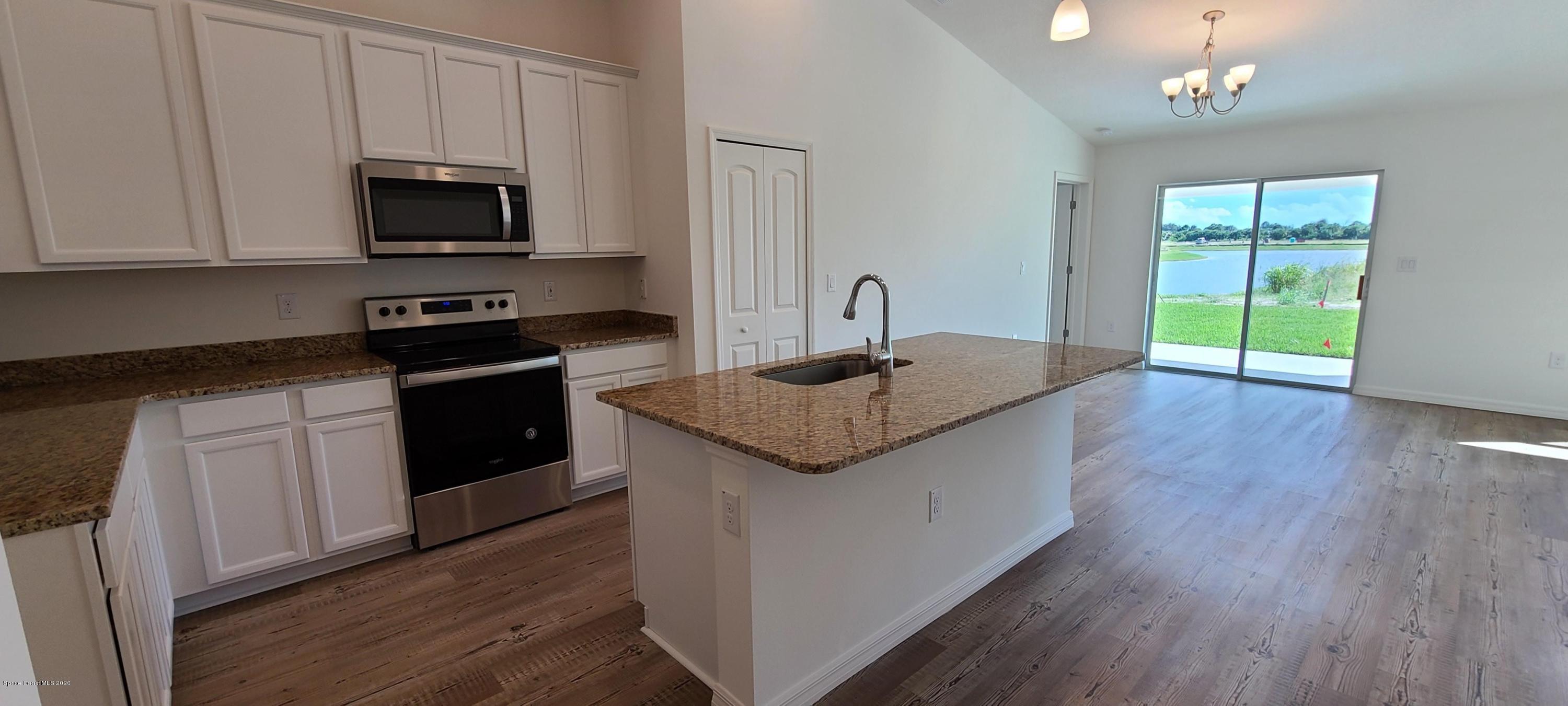 604 Corbin Circle Southwest Palm Bay, FL 32908 - Photo 15 of 29 112B 10162020.12