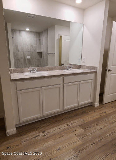 604 Corbin Circle Southwest Palm Bay, FL 32908 - Photo 28 of 29 Lot 112B Owners Suite Vanity