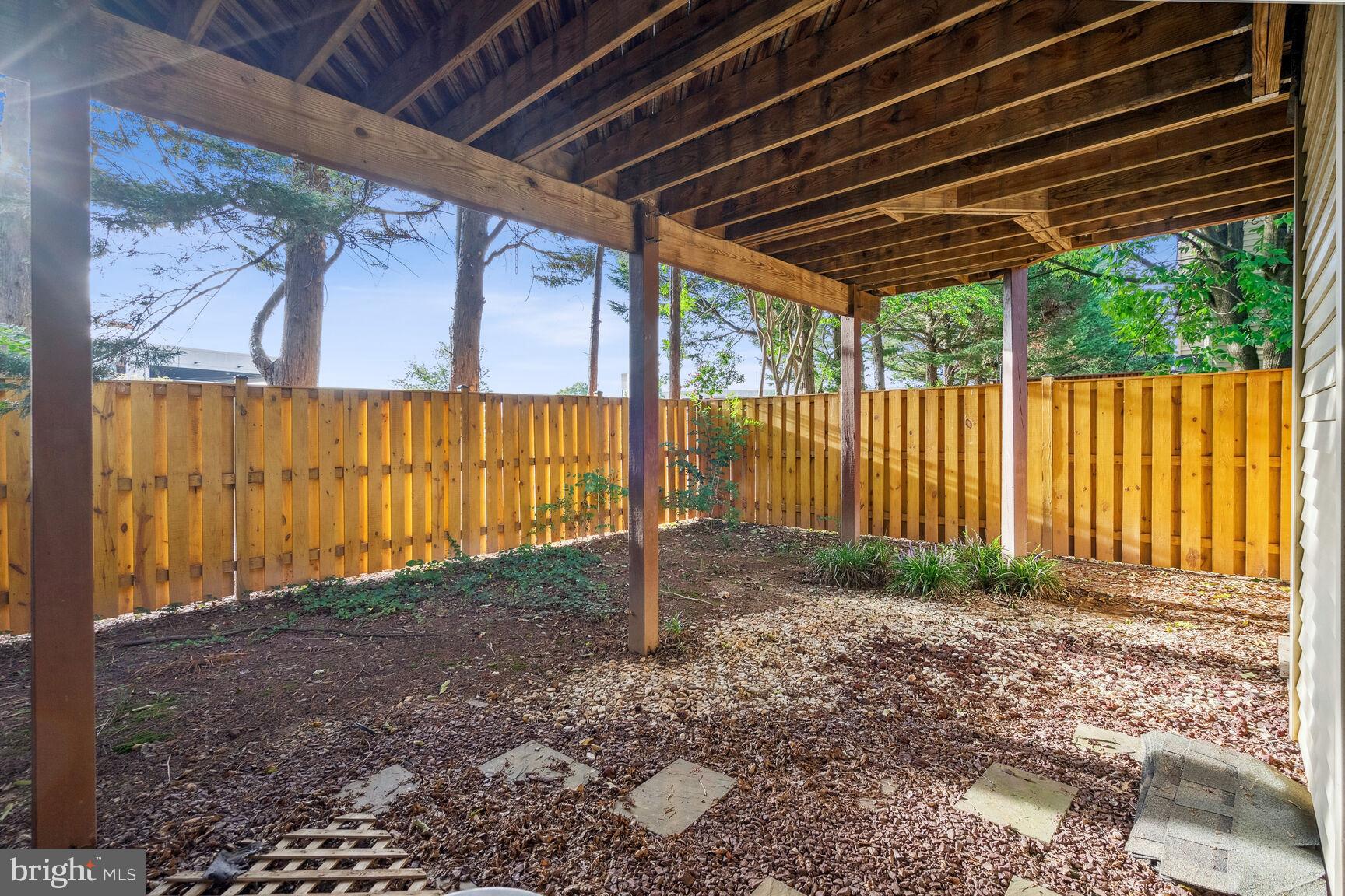 2817 Roesh Way Vienna, VA 22181 - Photo 24 of 30 Walkout to very nice privacy fence