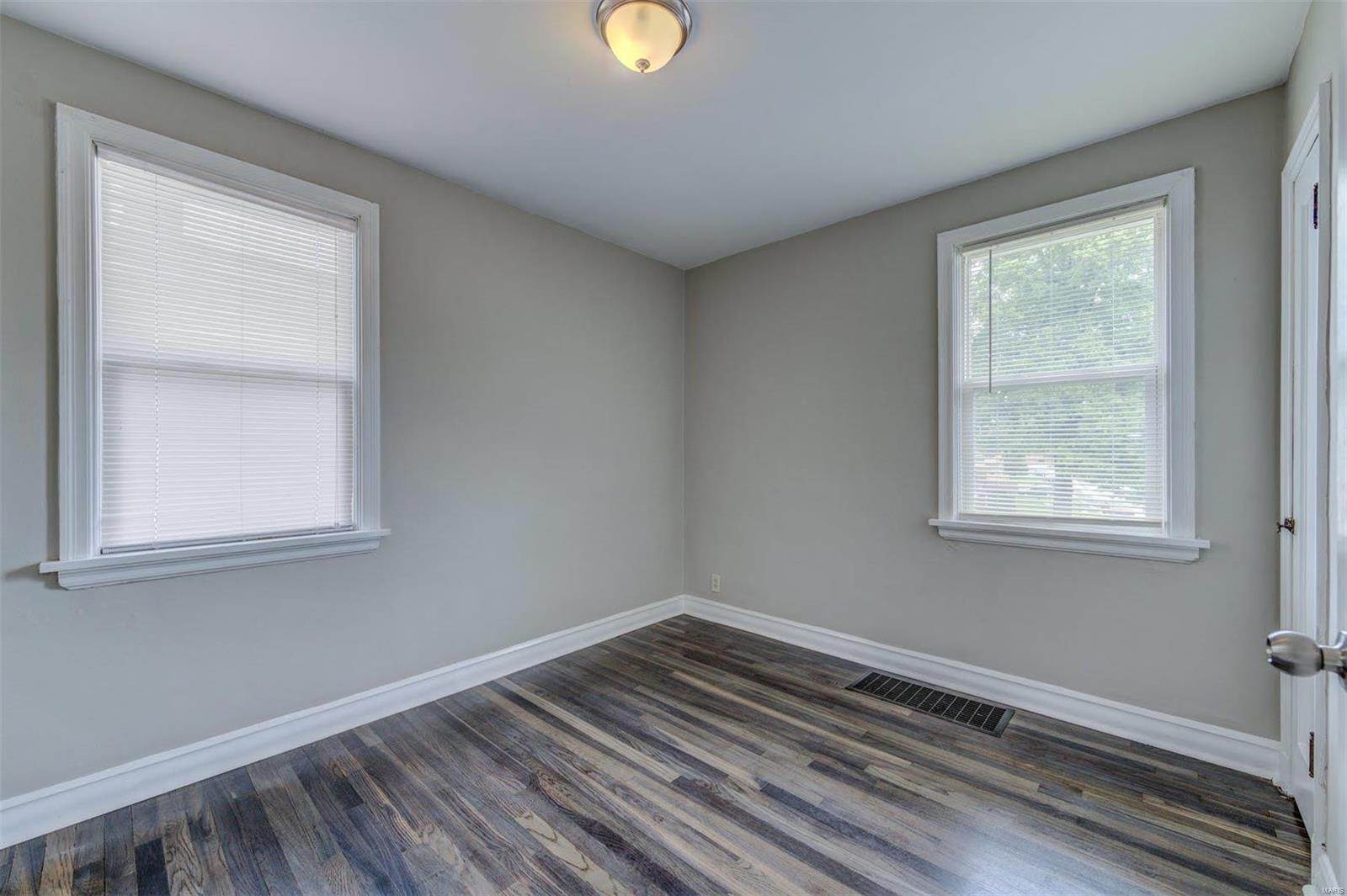 2008 Telegraph Road St. Louis, MO 63125 - Photo 18 of 34 Gallery Image 18