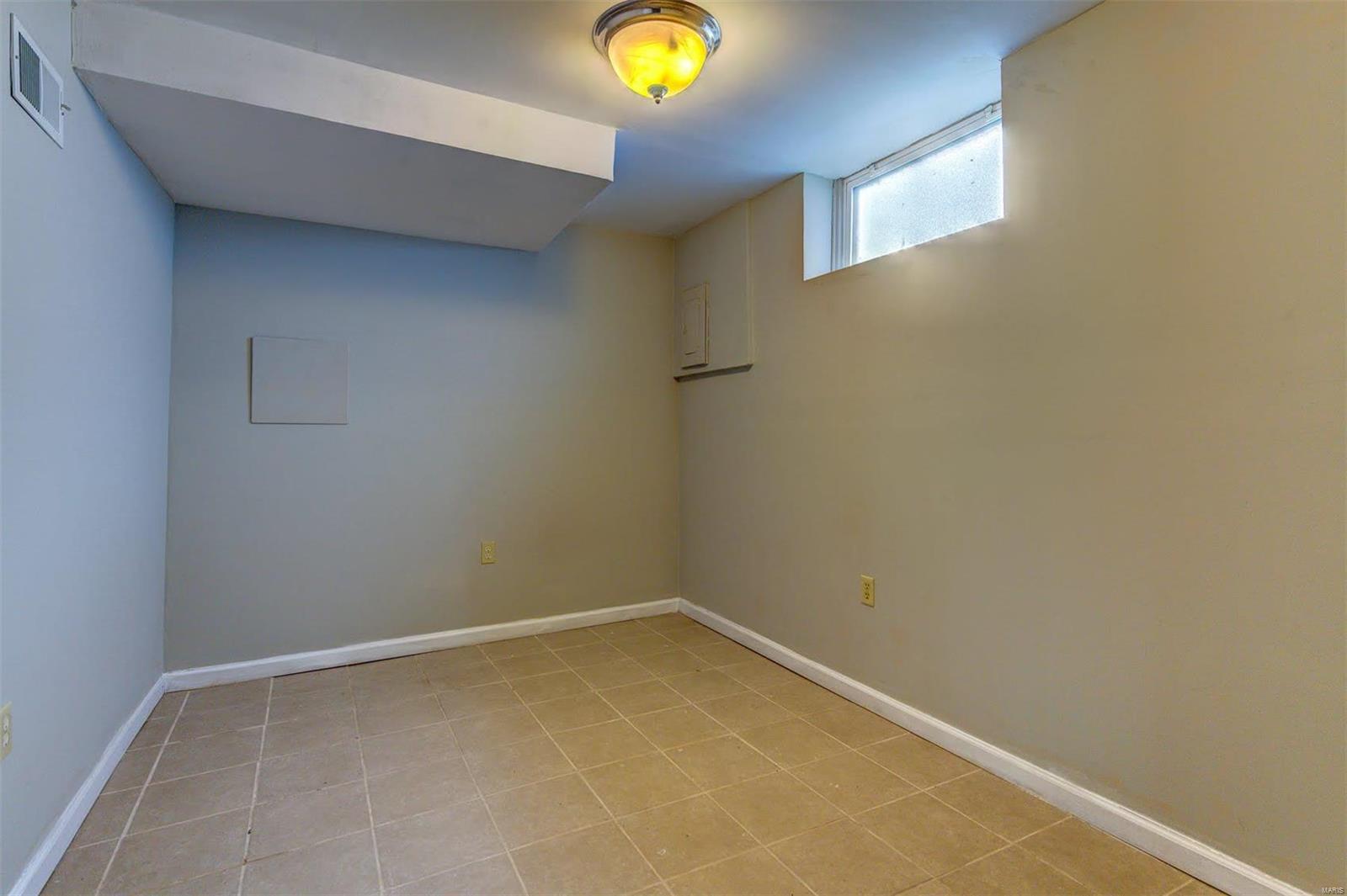 2008 Telegraph Road St. Louis, MO 63125 - Photo 25 of 34 Gallery Image 25