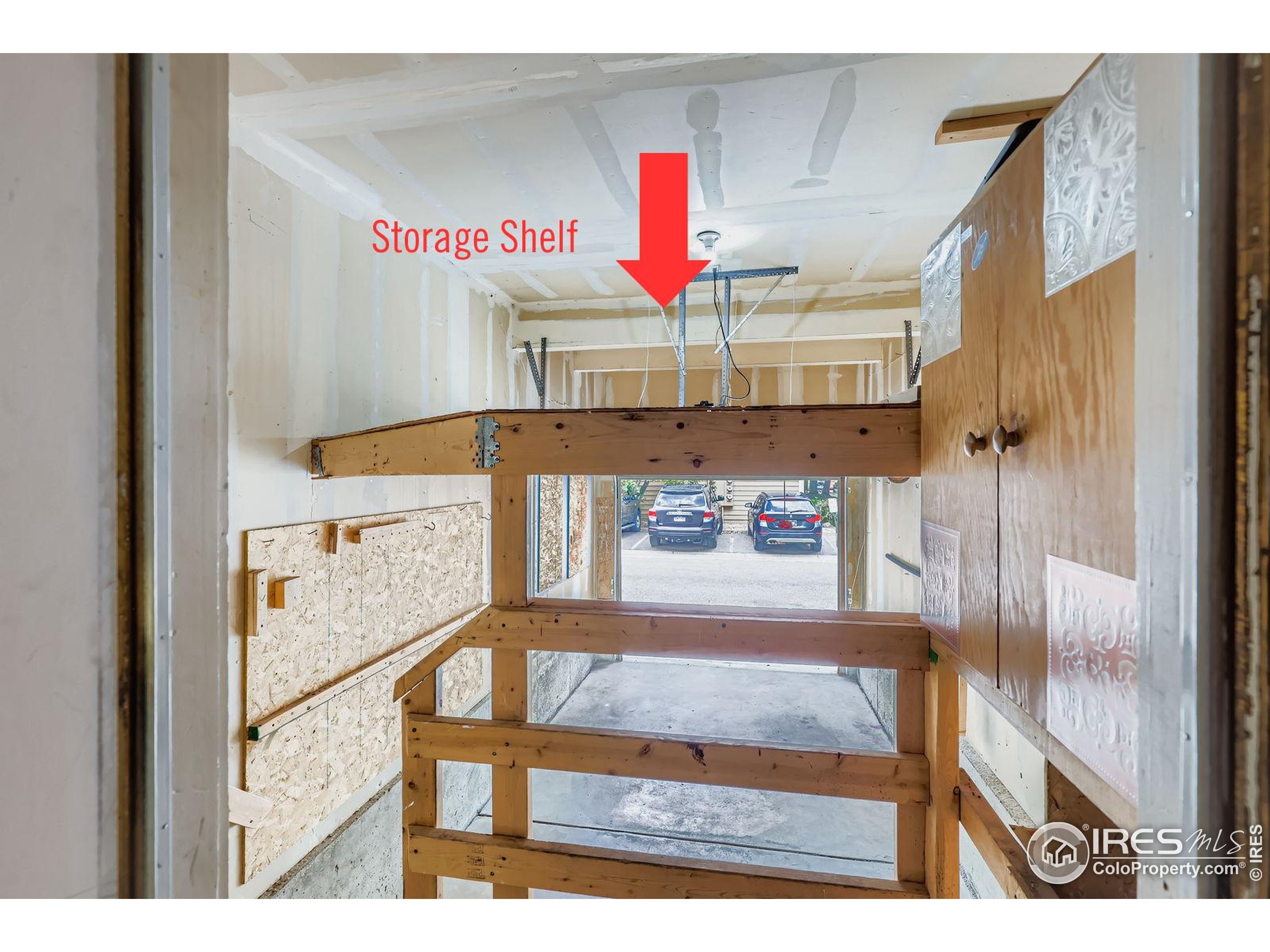 4767 White Rock Circle, Unit D Boulder, CO 80301 - Photo 31 of 41 a view of an entryway