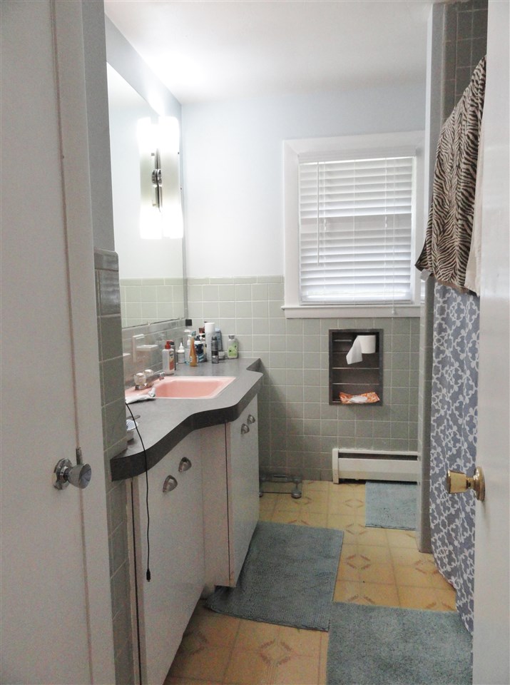 65 Farmer Road Hooksett, NH 03106 - Photo 17 of 26 Gallery Image 17