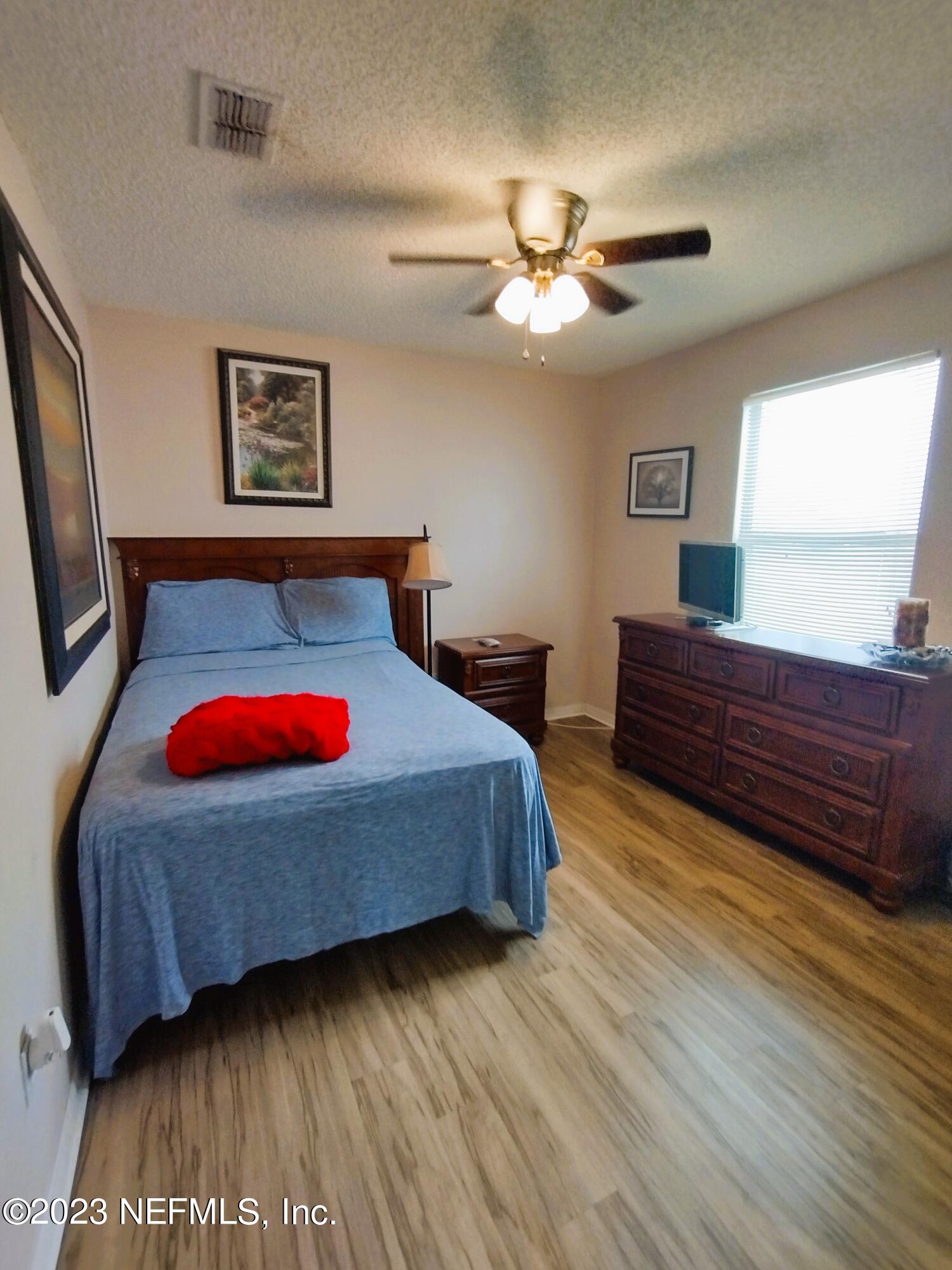 331 Canoe Circle Orange Park, FL 32073 - Photo 9 of 19 bed1