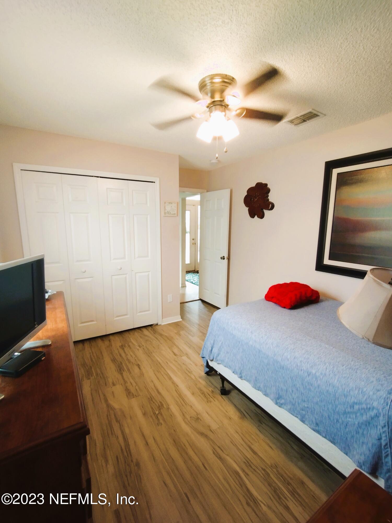 331 Canoe Circle Orange Park, FL 32073 - Photo 10 of 19 bed1.2