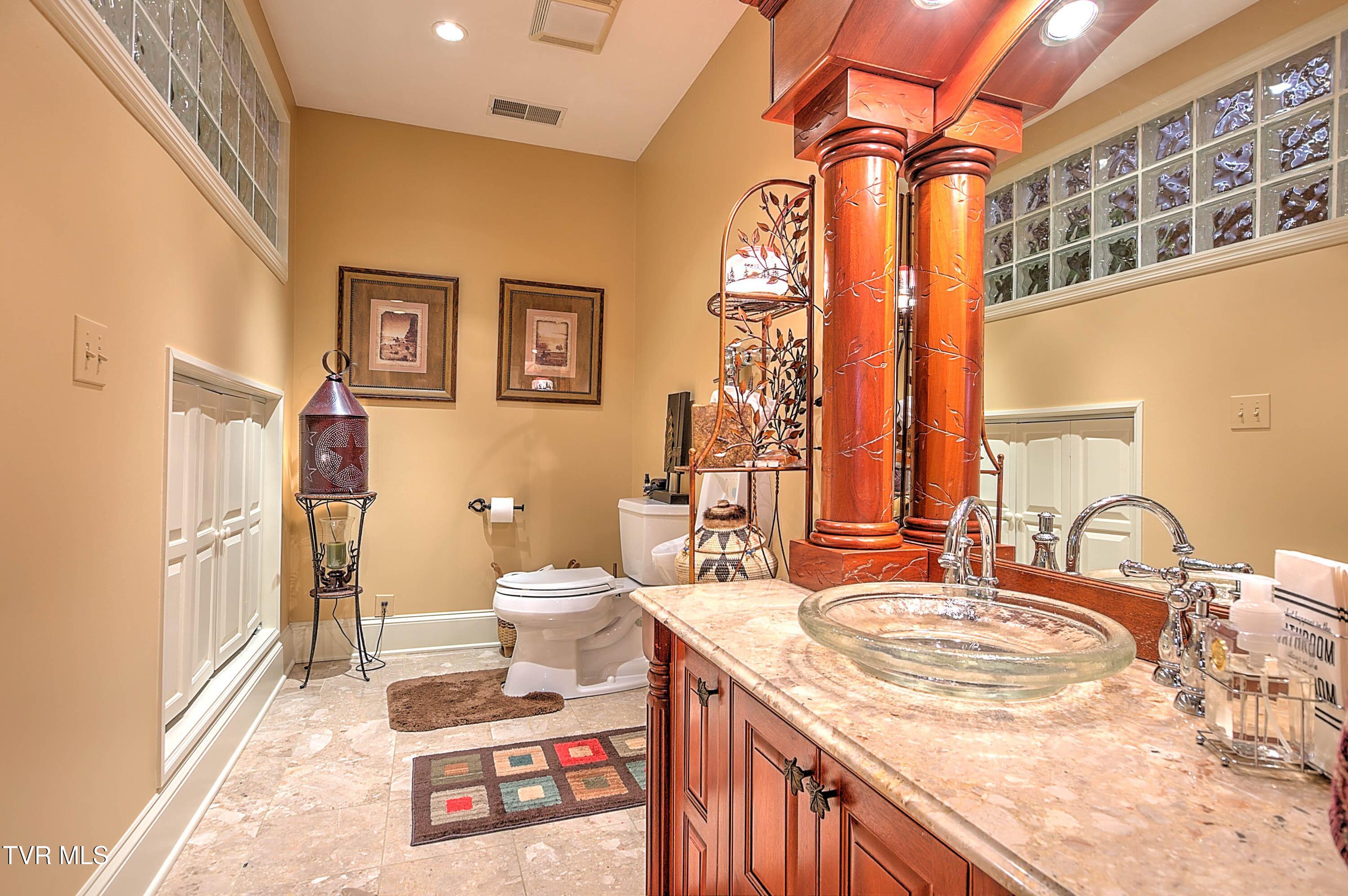 24479 Reflection Lane Abingdon, VA 24210 - Photo 39 of 114 photo_039