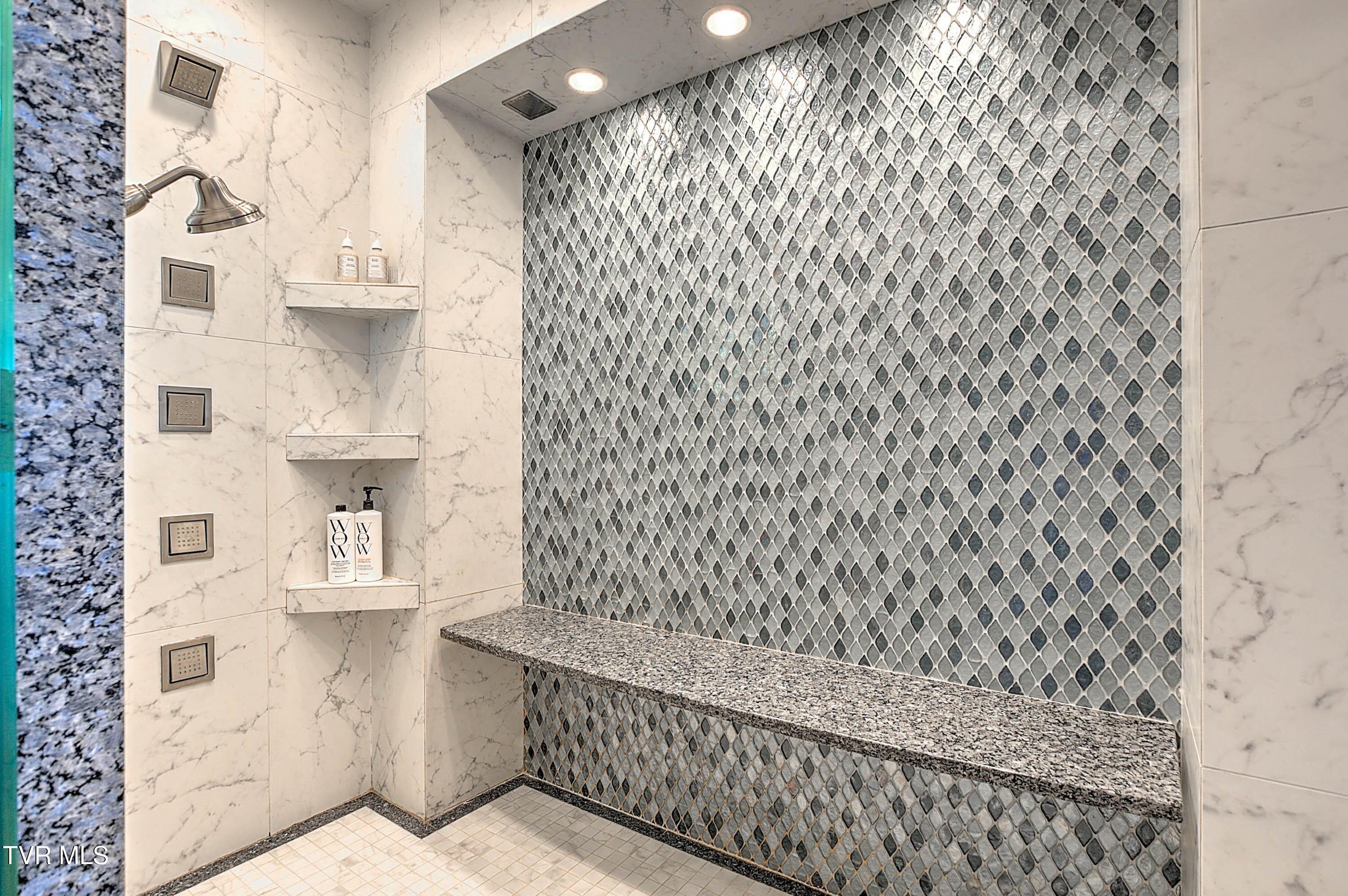 24479 Reflection Lane Abingdon, VA 24210 - Photo 48 of 114 photo_048