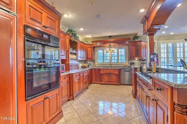 $2,195,000 | 24479 Reflection Lane, Abingdon, VA 24210