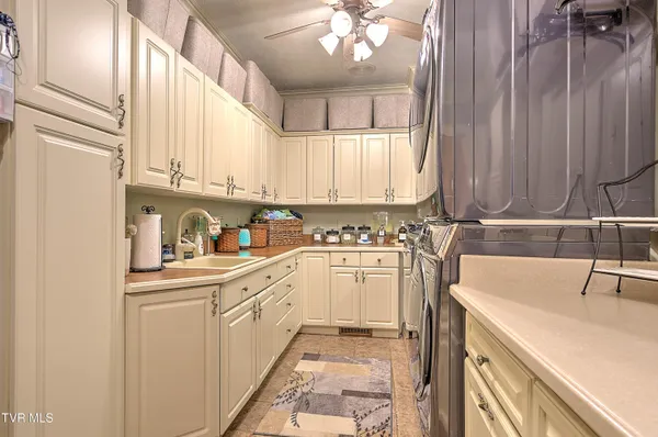 $2,195,000 | 24479 Reflection Lane, Abingdon, VA 24210