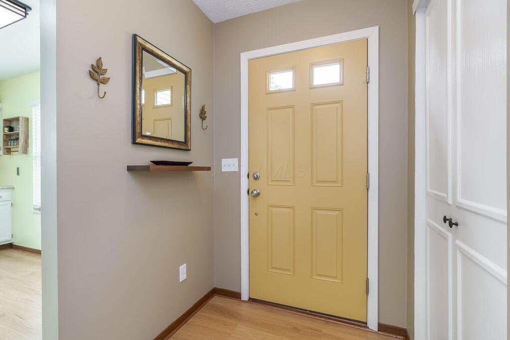 1766 Redcloud Drive Powell, OH 43065 - Photo 4 of 45