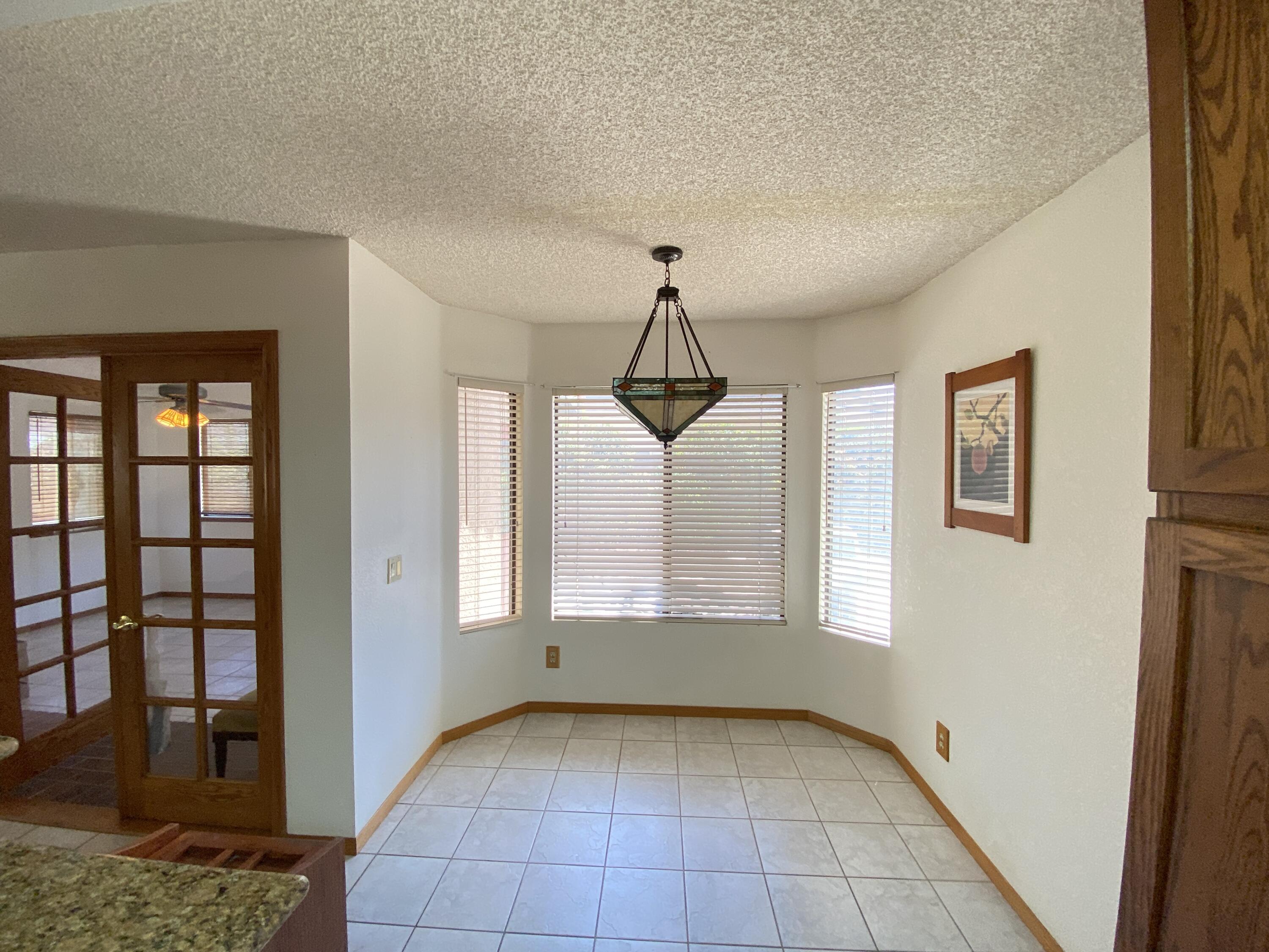 44126 Dusty Road Lancaster, CA 93536 - Photo 7 of 16 IMG_7868