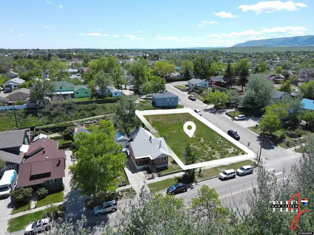 $99,000 | 1002 East 10th Street, Casper, WY 82601