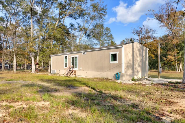 $1,200 | 1300 Campbell Acres Road, Cleveland, TX 77328