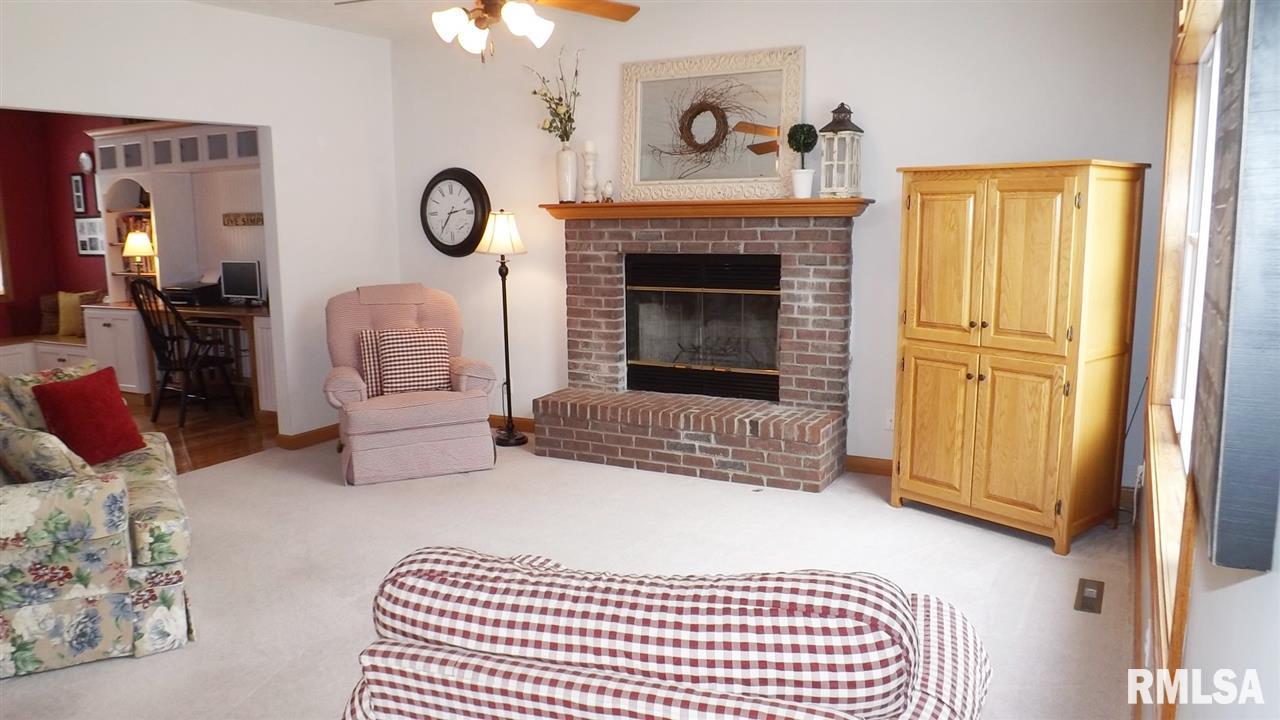 3802 South Wheatfield Way Mapleton, IL 61547 - Photo 4 of 15