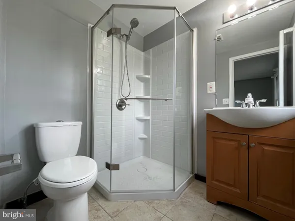 $3,800 | 15106 Lee Highway, Gainesville, VA 20155