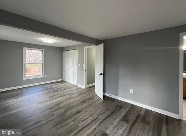 $3,800 | 15106 Lee Highway, Gainesville, VA 20155