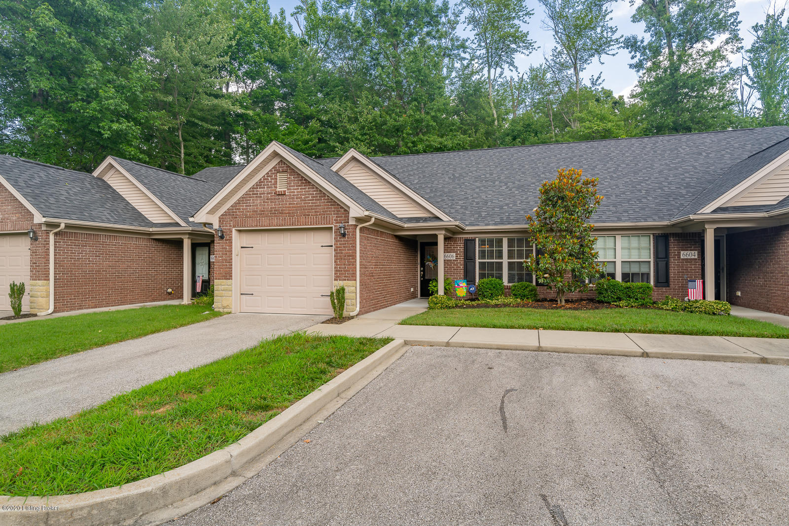 6606 Renate Road Louisville, KY 40291 - Photo 4 of 33 6606 Renate Rd L-32