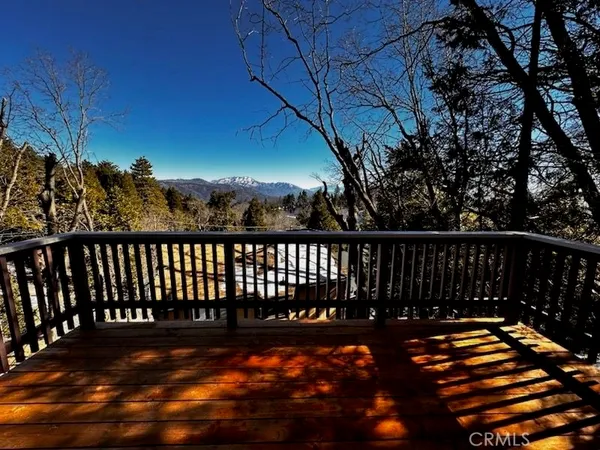 $329,900 | 1226 Bridal Path, Rimforest, CA 92378