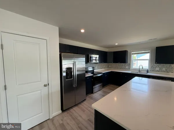 $2,445 | 990 Ebb Tide Drive, Colonial Beach, VA 22443