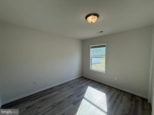 $2,445 | 990 Ebb Tide Drive, Colonial Beach, VA 22443