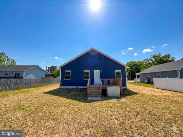$2,445 | 990 Ebb Tide Drive, Colonial Beach, VA 22443
