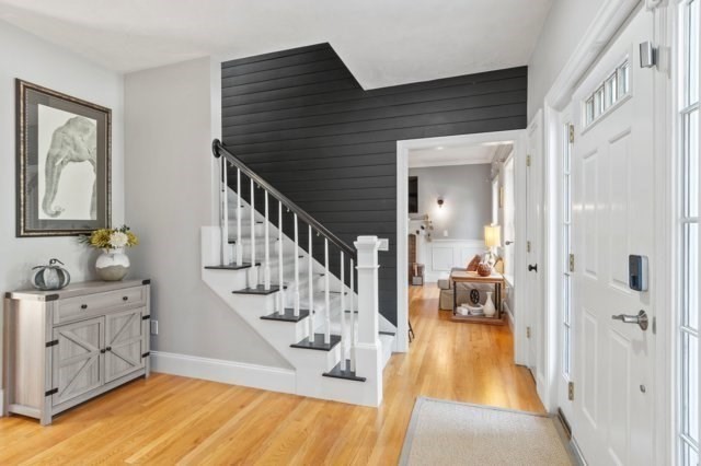 25 Stonebridge Road Groveland, MA 01834 - Photo 4 of 40 Gallery Image 4