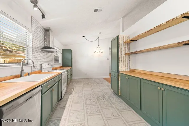 $347,000 | 1048 Palm Landing Drive South, Jacksonville, FL 32233