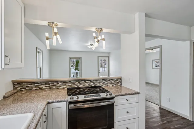 $209,900 | 209 South Main Street, Pardeeville, WI 53954